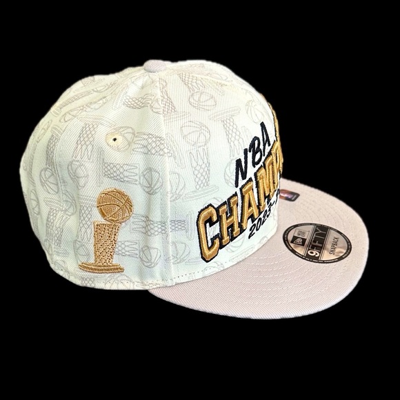 Boston Celtics NBA Champions 2023-24 Snapback Hat - Cream and Gold - NWT - Picture 3 of 4